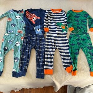 Toddler pajama sets size 24 month from Carters